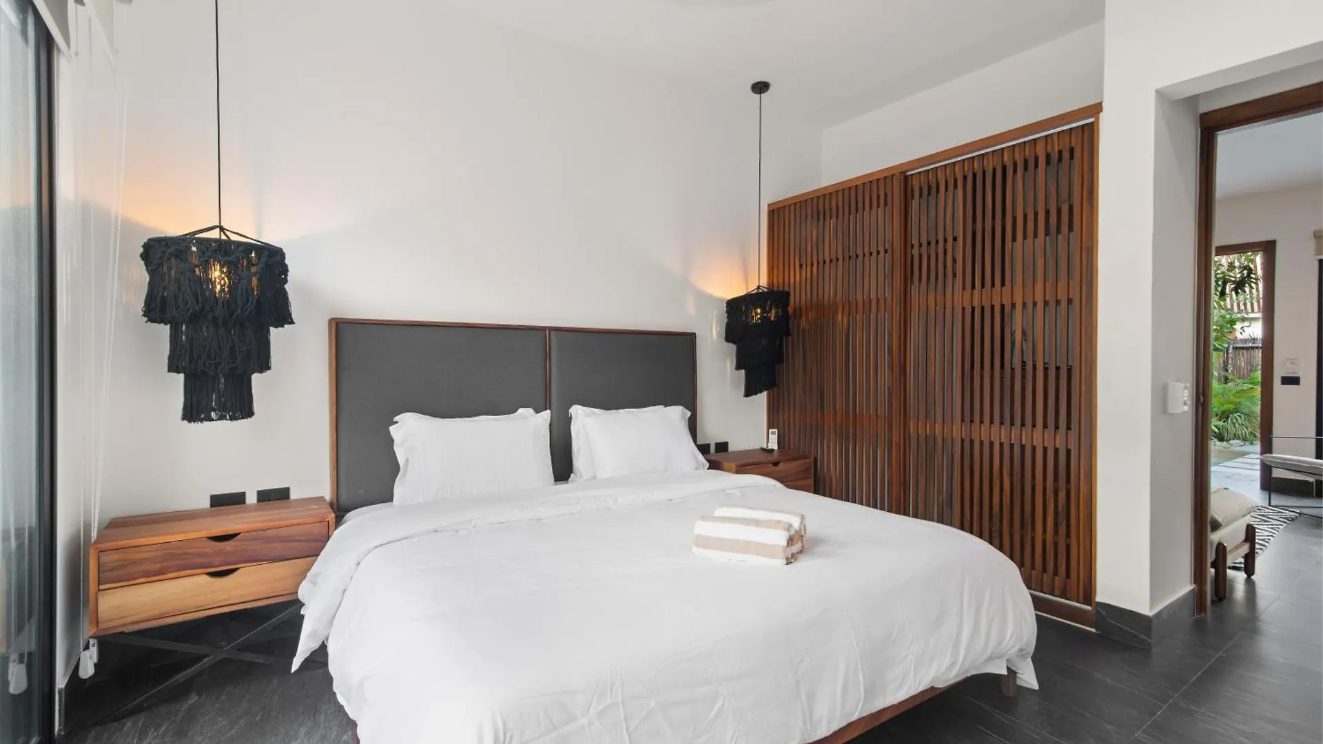 Holiday home La Veleta Getaway At Asana Leaf House Sleeps 12 Villa Tulum Mexico