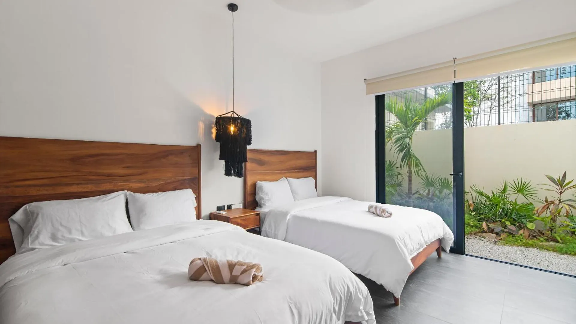 Holiday home La Veleta Getaway At Asana Leaf House Sleeps 12 Villa Tulum