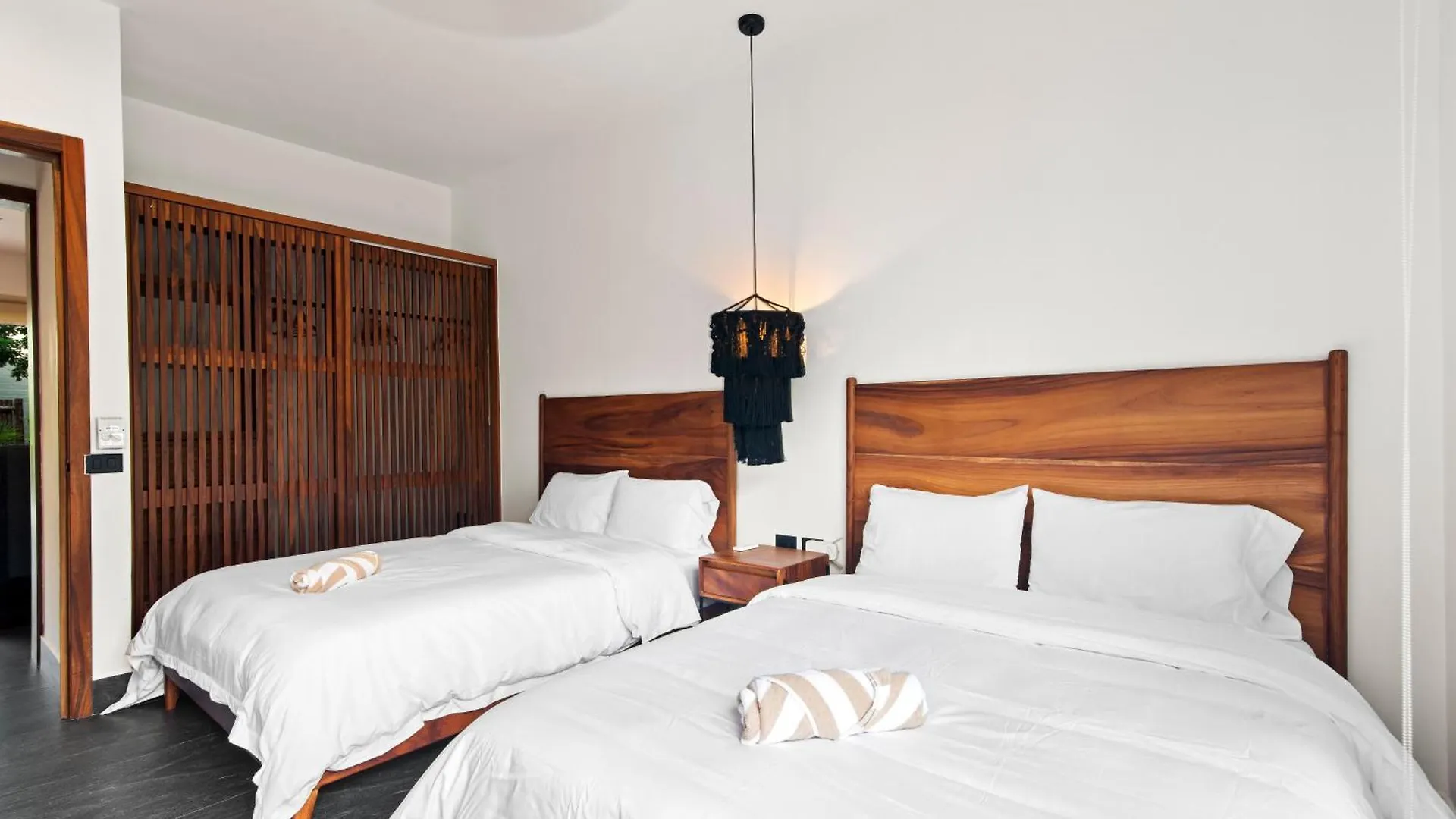 La Veleta Getaway At Asana Leaf House Sleeps 12 Villa Tulum