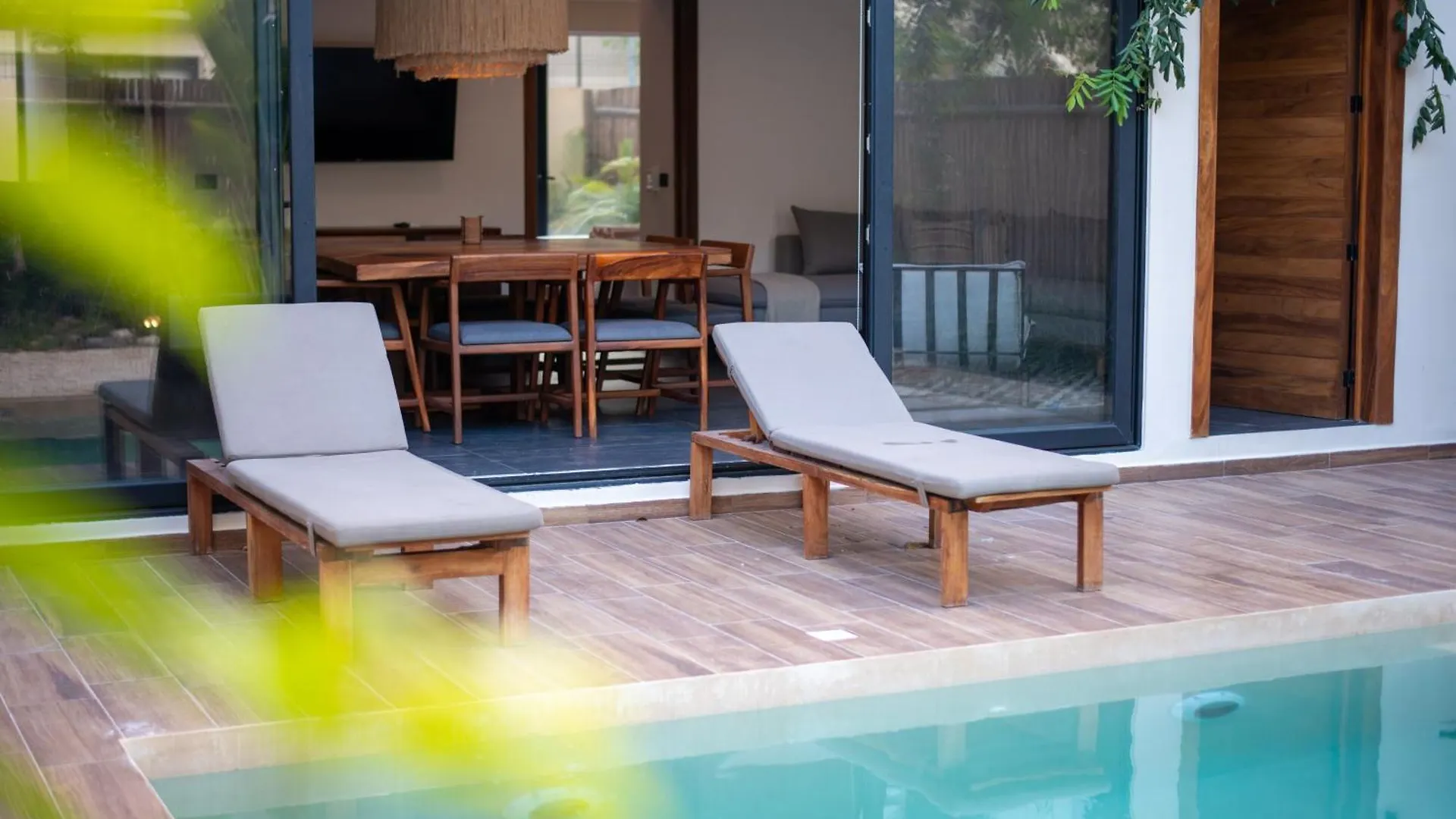 La Veleta Getaway At Asana Leaf House Sleeps 12 Villa Tulum Holiday home